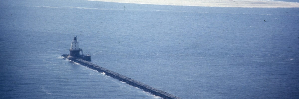 Boatswain’s Mate 1st Class Theodore W. Simpler&nbsp;(1891–1944)